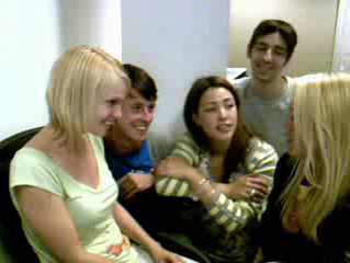 File:Chat - 11PM BST2.jpg