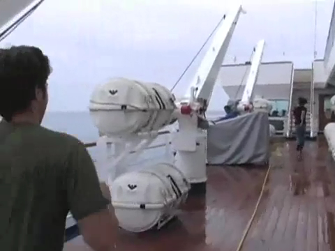 File:SSHathor-front deck.jpg