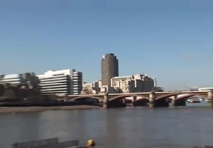 File:KM237-Millenium Bridge.jpg