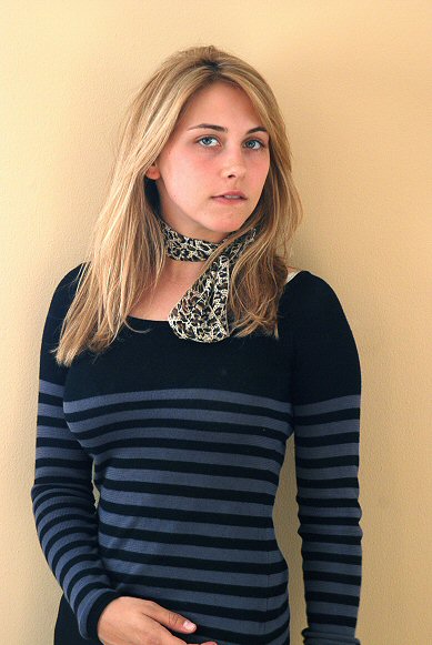 File:Sarah02.jpg