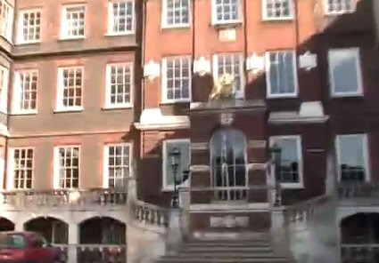 File:KM237-College of Arms.jpg