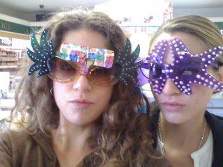 File:Melanie Crystal glasses.jpg