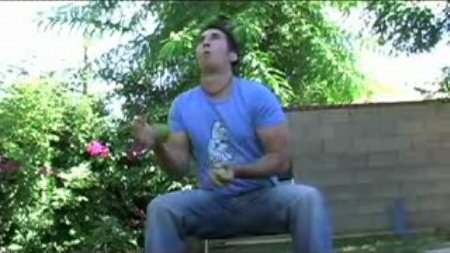 File:0292-Daniel-Juggling2.jpg