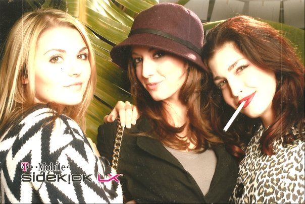 File:Jess models for T Mobile.jpg