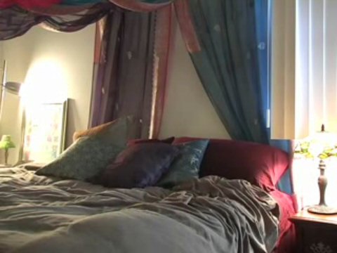 File:Mallorys bedroom.jpg