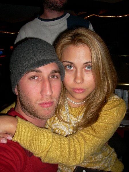 File:Lexi Yousef hug.jpg